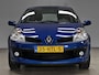 Renault Clio 1.2-16V Dynamique/ D-Riem verv: 217.000 KM!/ 5-Drs/ 16'' LMV/ Airco/ Cruise/ Elek. pakket/ Isofix/ Radio-CD/ Multi. LEDER. Stuur/ Mistl./ Getint glas/ Metallic lak.
