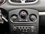 Renault Clio 1.2-16V Dynamique/ D-Riem verv: 217.000 KM!/ 5-Drs/ 16'' LMV/ Airco/ Cruise/ Elek. pakket/ Isofix/ Radio-CD/ Multi. LEDER. Stuur/ Mistl./ Getint glas/ Metallic lak.