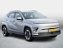 Hyundai Kona Electric Comfort 64.8 kWh long-Range SOH 99,6% / 620KM | Fabrieksgarantie 09-2030 | Warmtepomp | V2L | Adaptive Cruise | Stoel & Stuurverwarming | Carplay | Dodehoek | Camera | Dealeronderhouden |