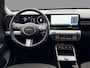 Hyundai Kona Electric Comfort 64.8 kWh long-Range SOH 99,6% / 620KM | Fabrieksgarantie 09-2030 | Warmtepomp | V2L | Adaptive Cruise | Stoel & Stuurverwarming | Carplay | Dodehoek | Camera | Dealeronderhouden |