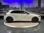 Mercedes-Benz A-klasse 180 Business Solution AMG *NL Auto*Led*Pano*Camera*