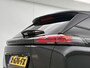 Peugeot 2008 SUV Allure 100pk | Navigatie | Achteruitrijcamera | Climate Control | Cruise Control | Parkeersensoren v+a | Armsteun | Digitaal instrumentenpaneel | Draadloze Apple Carplay / Android Auto | Bluetooth | DAB+ radio | Led koplampen | Donker getint glas | 17" lichtmetalen velgen |