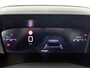 Peugeot 2008 SUV Allure 100pk | Navigatie | Achteruitrijcamera | Climate Control | Cruise Control | Parkeersensoren v+a | Armsteun | Digitaal instrumentenpaneel | Draadloze Apple Carplay / Android Auto | Bluetooth | DAB+ radio | Led koplampen | Donker getint glas | 17" lichtmetalen velgen |
