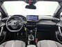 Peugeot 2008 SUV Allure 100pk | Navigatie | Achteruitrijcamera | Climate Control | Cruise Control | Parkeersensoren v+a | Armsteun | Digitaal instrumentenpaneel | Draadloze Apple Carplay / Android Auto | Bluetooth | DAB+ radio | Led koplampen | Donker getint glas | 17" lichtmetalen velgen |