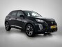 Peugeot 2008 SUV Allure 100pk | Navigatie | Achteruitrijcamera | Climate Control | Cruise Control | Parkeersensoren v+a | Armsteun | Digitaal instrumentenpaneel | Draadloze Apple Carplay / Android Auto | Bluetooth | DAB+ radio | Led koplampen | Donker getint glas | 17" lichtmetalen velgen |