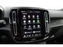 Volvo EX40 Single Motor Extended Range Plus 82 kWh | Trekhaak | Verwarmbare voorstoelen en stuurwiel | Premium audio by Harman Kardon | Keyless | Adaptieve cruise control Warmtepomp