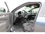 Volvo EX40 Single Motor Extended Range Plus 82 kWh | Trekhaak | Verwarmbare voorstoelen en stuurwiel | Premium audio by Harman Kardon | Keyless | Adaptieve cruise control Warmtepomp