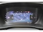 Volvo EX40 Single Motor Extended Range Plus 82 kWh | Trekhaak | Verwarmbare voorstoelen en stuurwiel | Premium audio by Harman Kardon | Keyless | Adaptieve cruise control Warmtepomp