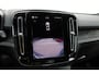 Volvo EX40 Single Motor Extended Range Plus 82 kWh | Trekhaak | Verwarmbare voorstoelen en stuurwiel | Premium audio by Harman Kardon | Keyless | Adaptieve cruise control Warmtepomp