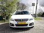 Peugeot 308 SW 1.2 PureTech Blue Lease Allure 1e-Eig. & Dealer-Onderh. BOVAG-Garantie. NL-Auto.