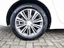 Peugeot 308 SW 1.2 PureTech Blue Lease Allure 1e-Eig. & Dealer-Onderh. BOVAG-Garantie. NL-Auto.
