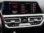 BMW 3-Serie Touring 320i Business Edition 1e-Eig. & Dealer-Onderh. BOVAG-Garantie. NL-Auto.