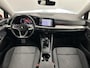 Volkswagen Golf Variant 1.0 TSI Life Business TREKHAAK CARPLAY NAVI ADAPTIEF CRUISE.