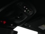 Volvo V40 T3 Polar+ Sport | Panoramadak | Standkachel | Harman/Kardon | Volvo On Call | Camera | Nubuck-Leder | LED | R-Design