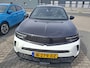 Opel Mokka-e Ultimate 50-kWh 11kw bl. | 136pk | Lederen Bekleding | 32.000km! | Trekhaak | Navigatie |