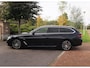 BMW 5-Serie Touring 530e Business Edition Plus | M-Pakket | Head-Up Display | LED-Laser | Camera | Sfeerverlichting | ACC | NL-Auto |