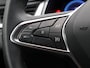 Renault Captur E-Tech Plug-in Hybrid 160pk Intens | Trekhaak | Dealer onderhouden | Camera | Climate control | 18" Lichtmetaal |