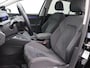 Volkswagen Golf Variant 1.5 eTSI Style 130PK DSG Trekhaak, Side Assist, Parkeersensoren voor en achter, Navi, Adaptieve Cruise Control, Memorystoel, 17" LM Velgen