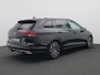 Volkswagen Golf Variant 1.5 eTSI Style 130PK DSG Trekhaak, Side Assist, Parkeersensoren voor en achter, Navi, Adaptieve Cruise Control, Memorystoel, 17" LM Velgen