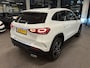 Mercedes-Benz GLA 250 e AMG Line | Adaptive cruise control | Sfeerverlichting | Lane assist | Dodehoeksdetectie | Apple carplay | Stoelverwarming | Lederen/Alcantara bekleding