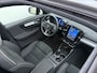 Volvo XC40 B4 211pk Plus Dark / 20'' / 360 Camera / Trekhaak / Pixel Koplampen / Panoramadak / Nubuck / El. Stoelen / Harman&Kardon Audio / Noodreservewiel / ACC / BLIS / Stoel + Stuurw. Verwarming /
