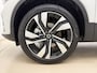 Volvo XC40 B4 211pk Plus Dark / 20'' / 360 Camera / Trekhaak / Pixel Koplampen / Panoramadak / Nubuck / El. Stoelen / Harman&Kardon Audio / Noodreservewiel / ACC / BLIS / Stoel + Stuurw. Verwarming /