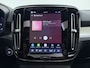 Volvo XC40 B4 211pk Plus Dark / 20'' / 360 Camera / Trekhaak / Pixel Koplampen / Panoramadak / Nubuck / El. Stoelen / Harman&Kardon Audio / Noodreservewiel / ACC / BLIS / Stoel + Stuurw. Verwarming /