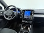 Volvo XC40 B4 211pk Plus Dark / 20'' / 360 Camera / Trekhaak / Pixel Koplampen / Panoramadak / Nubuck / El. Stoelen / Harman&Kardon Audio / Noodreservewiel / ACC / BLIS / Stoel + Stuurw. Verwarming /