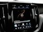 Volvo XC60 T6 Recharge AWD Ultimate Dark | Luchtvering | Bowers & Wilkins | Head-Up | 360° | Panoramadak | Trekhaak | Adaptive Cruise | BLIS | 21"