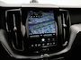 Volvo XC60 T6 Recharge AWD Ultimate Dark | Luchtvering | Bowers & Wilkins | Head-Up | 360° | Panoramadak | Trekhaak | Adaptive Cruise | BLIS | 21"