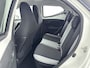 Toyota Aygo 1.0 VVT-i x-play | Dealer onderhouden | Navigatie | Airco | Achteruitrijcamera | Bluetooth |