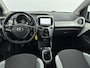 Toyota Aygo 1.0 VVT-i x-play | Dealer onderhouden | Navigatie | Airco | Achteruitrijcamera | Bluetooth |
