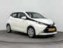 Toyota Aygo 1.0 VVT-i x-play | Dealer onderhouden | Navigatie | Airco | Achteruitrijcamera | Bluetooth |