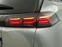 Peugeot e-2008 EV 54 kWh 156pk GT Automaat | 3 Fase | Navigatie | Camera | Leder/Alcantara | Stoel elektrisch+verwarmd+massage | Full Led koplampen | Parkeersensoren v+a | Keyless | Adaptieve Cruise Control | Dodehoeksensor | DAB+ radio | Apple Carplay / Android Auto | Donker getint glas | 17" lichtmetalen velgen |