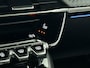 Peugeot e-2008 EV 54 kWh 156pk GT Automaat | 3 Fase | Navigatie | Camera | Leder/Alcantara | Stoel elektrisch+verwarmd+massage | Full Led koplampen | Parkeersensoren v+a | Keyless | Adaptieve Cruise Control | Dodehoeksensor | DAB+ radio | Apple Carplay / Android Auto | Donker getint glas | 17" lichtmetalen velgen |