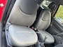 Toyota Yaris 1.0-16V VVT-i Terra / bj.2000 / airco / sportvelgen / export / APK tot 25/11/26 / NAP met 376726 km/ kleur: rood..