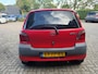 Toyota Yaris 1.0-16V VVT-i Terra / bj.2000 / airco / sportvelgen / export / APK tot 25/11/26 / NAP met 376726 km/ kleur: rood..