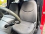 Toyota Yaris 1.0-16V VVT-i Terra / bj.2000 / airco / sportvelgen / export / APK tot 25/11/26 / NAP met 376726 km/ kleur: rood..