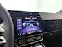 Mercedes-Benz CLA 200 AMG Nightpakket 58 kWh | Panoramadak | Alarm | Sfeerverlichting | Keyless Go | CarPlay | Stoelverwarming | Parkeerpakket met Camera | Sfeerverlichting | Stoelverwarming | Sportstoelen | Adaptieve cruisecontrol |