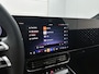 Mercedes-Benz CLA 200 AMG Nightpakket 58 kWh | Panoramadak | Alarm | Sfeerverlichting | Keyless Go | CarPlay | Stoelverwarming | Parkeerpakket met Camera | Sfeerverlichting | Stoelverwarming | Sportstoelen | Adaptieve cruisecontrol |