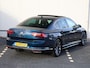 Volkswagen Passat 1.5 TSI Elegance Business R 150 pk DSG | R-Line | Dealer onderhouden | Trekhaak | Panoramadak | Alcantara/Leder | Navigatie | Camera | Cruise control | LED Matrix |
