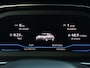 Volkswagen Passat 1.5 TSI Elegance Business R 150 pk DSG | R-Line | Dealer onderhouden | Trekhaak | Panoramadak | Alcantara/Leder | Navigatie | Camera | Cruise control | LED Matrix |