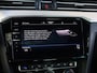 Volkswagen Passat 1.5 TSI Elegance Business R 150 pk DSG | R-Line | Dealer onderhouden | Trekhaak | Panoramadak | Alcantara/Leder | Navigatie | Camera | Cruise control | LED Matrix |