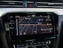 Volkswagen Passat 1.5 TSI Elegance Business R 150 pk DSG | R-Line | Dealer onderhouden | Trekhaak | Panoramadak | Alcantara/Leder | Navigatie | Camera | Cruise control | LED Matrix |