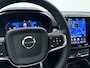 Volvo XC40 B4 211pk Plus Dark / 20'' / Pixel Koplampen / Panoramadak / Getint Glas / Nubuck / 360 Camera / El. Stoelen / Noodreservewiel / Trekhaak / Stoel + Stuuw. Verwarming /