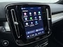 Volvo XC40 B4 211pk Plus Dark / 20'' / Pixel Koplampen / Panoramadak / Getint Glas / Nubuck / 360 Camera / El. Stoelen / Noodreservewiel / Trekhaak / Stoel + Stuuw. Verwarming /