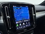 Volvo XC40 B4 211pk Plus Dark / 20'' / Pixel Koplampen / Panoramadak / Getint Glas / Nubuck / 360 Camera / El. Stoelen / Noodreservewiel / Trekhaak / Stoel + Stuuw. Verwarming /