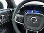 Volvo XC40 B4 211pk Plus Dark / 20'' / Pixel Koplampen / Panoramadak / Getint Glas / Nubuck / 360 Camera / El. Stoelen / Noodreservewiel / Trekhaak / Stoel + Stuuw. Verwarming /