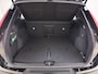 Volvo XC40 B4 211pk Plus Dark / 20'' / Pixel Koplampen / Panoramadak / Getint Glas / Nubuck / 360 Camera / El. Stoelen / Noodreservewiel / Trekhaak / Stoel + Stuuw. Verwarming /