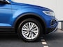 Volkswagen T-Roc 1.5 TSI Life 150pk DSG | LED | Navi via App-Connect | Achteruitrijcamera | Stoelverwarming | Climate control | Cruise control |